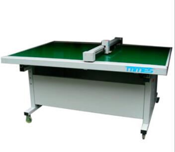 平板切割机具有三种不同的介质固着系统