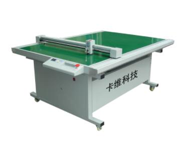 服装平板切割机的使用方法及注意事项